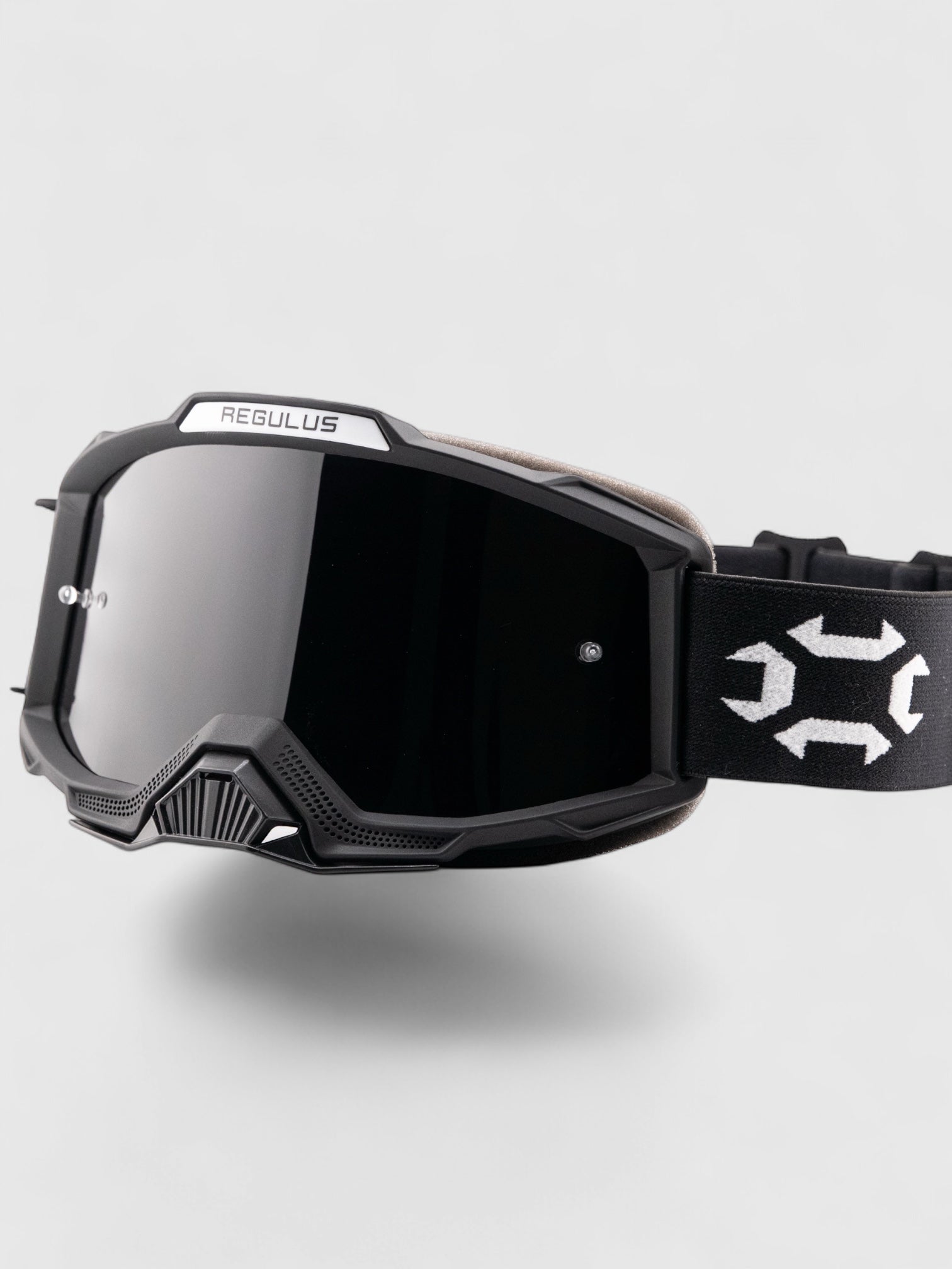 RS2 Black - Goggles - Regulus Sports